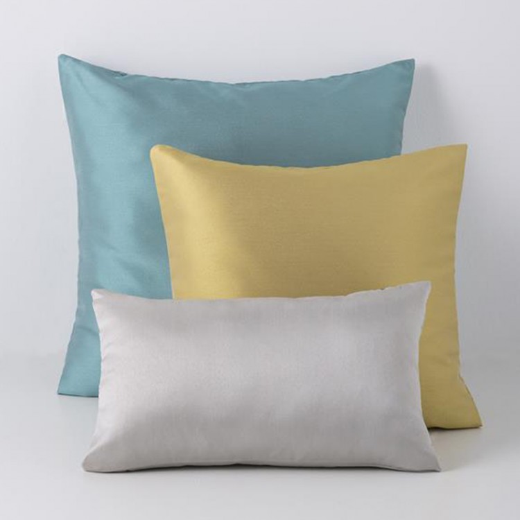 cushion cover LISOS by Confecciones Paula